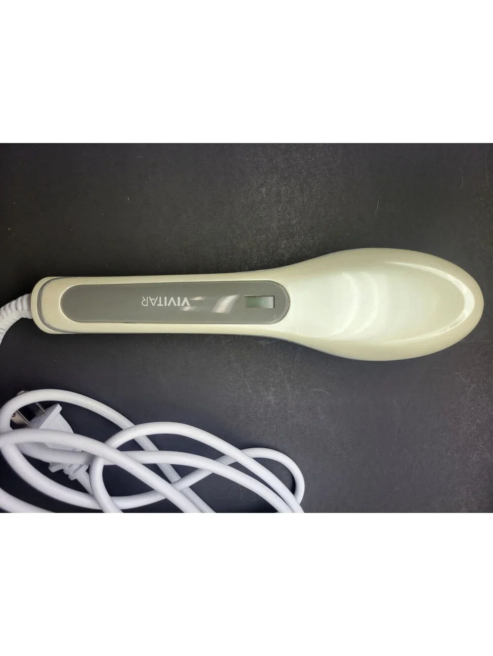 Vivitar Simply Beautiful Heated Straightening Hair Brush Straightener **READ**